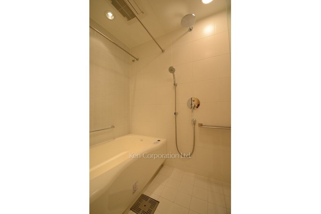 パークアクシス青山一丁目タワーの写真 バスルーム ※21階の同じ間取タイプを撮影。仕様が異なることがあります。