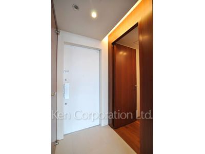 パークアクシス青山一丁目タワーの写真 玄関 ※23階の同じ間取タイプを撮影。仕様が異なることがあります。