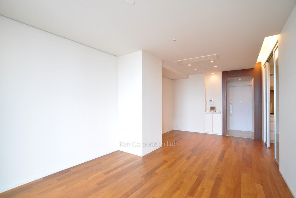 パークアクシス青山一丁目タワーの写真 リビングダイニング ※23階の同じ間取タイプを撮影。仕様が異なることがあります。