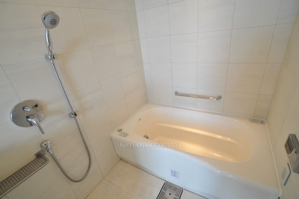 パークアクシス青山一丁目タワーの写真 バスルーム ※23階の同じ間取タイプを撮影。仕様が異なることがあります。