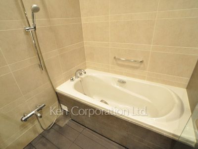 千鳥ヶ淵ハウスの写真 バスルーム ※1階の同じ間取タイプを撮影。仕様が異なることがあります。