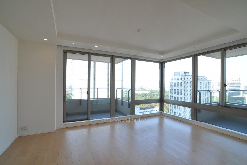 パークアクシス青山一丁目タワーの写真 リビングダイニング