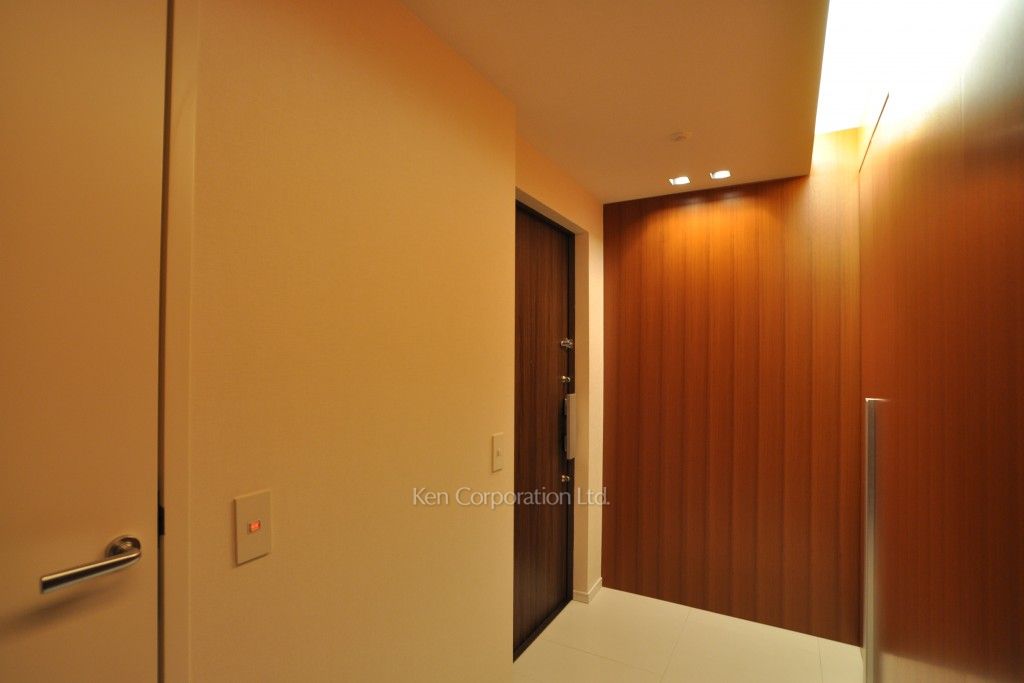 パークアクシス青山一丁目タワーの写真 玄関 ※34階の同じ間取タイプを撮影。仕様が異なることがあります。