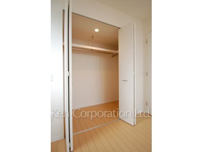 ウォークインクローゼット ※7階の同じ間取タイプを撮影。仕様が異なることがあります。