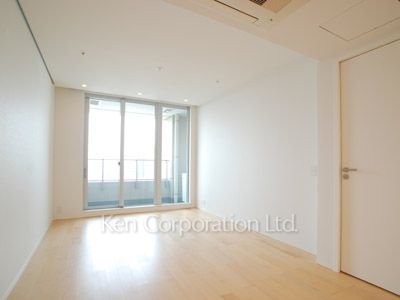 リビングダイニング ※23階の同じ間取タイプを撮影。仕様が異なることがあります。