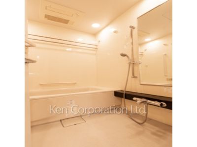 バスルーム ※写真・画像は実際と異なる場合がございます。部屋写真は同一タイプのものです。（ただし、画像中にタイプ名の記載がある場合はその記載内容を優先します。）