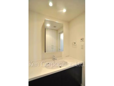 レジディアタワー中目黒の写真 パウダールーム ※9階の同じ間取タイプを撮影。仕様が異なることがあります。