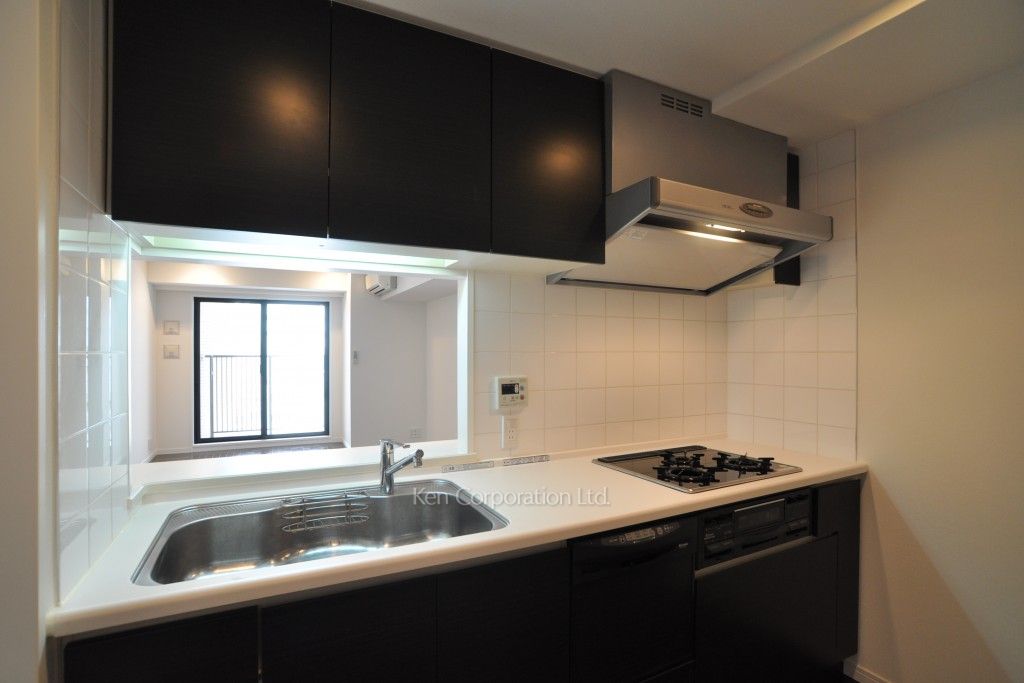 レジディアタワー中目黒の写真 キッチン ※9階の同じ間取タイプを撮影。仕様が異なることがあります。