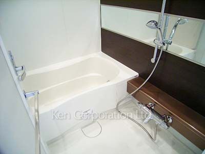 LaSante麻布十番の写真 バスルーム ※4階の同じ間取タイプを撮影。仕様が異なることがあります。