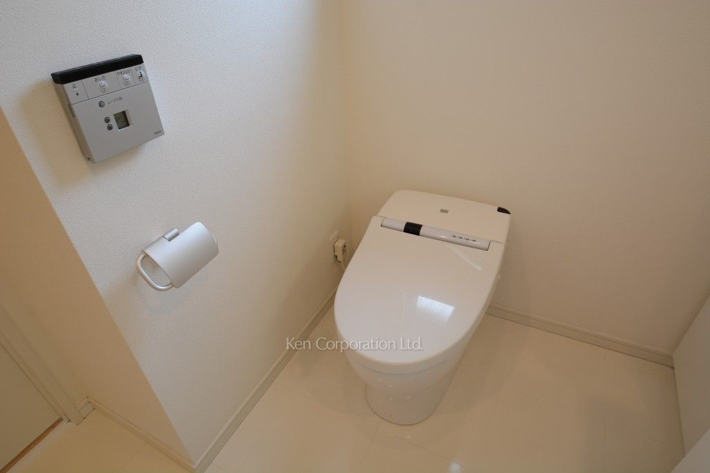 LaSante麻布十番の写真 トイレ ※9階の同じ間取タイプを撮影。仕様が異なることがあります。