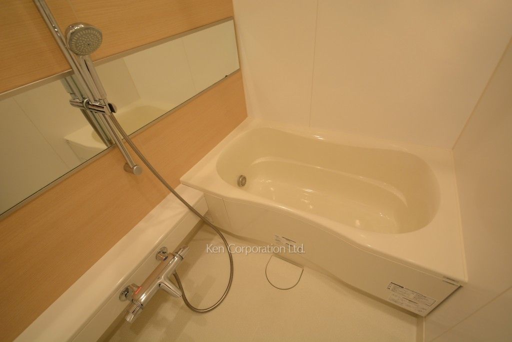 LaSante麻布十番の写真 バスルーム ※9階の同じ間取タイプを撮影。仕様が異なることがあります。