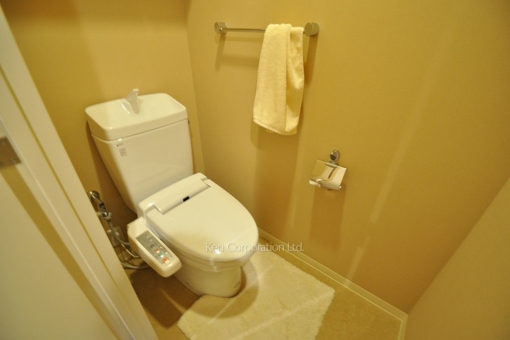 MY TOWER RESIDENCEの写真 トイレ ※19階の同じ間取タイプを撮影。仕様が異なることがあります。