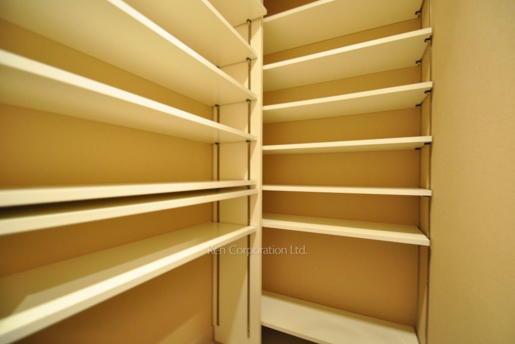 MY TOWER RESIDENCEの写真 シューズインクローゼット ※19階の同じ間取タイプを撮影。仕様が異なることがあります。