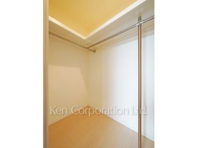 THE TOKYO TOWERS(賃貸専用部分)の写真 ウォークインクローゼット ※20階の同じ間取タイプを撮影。仕様が異なることがあります。