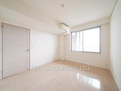 THE TOKYO TOWERS(賃貸専用部分)の写真 マスターベッドルーム ※20階の同じ間取タイプを撮影。仕様が異なることがあります。