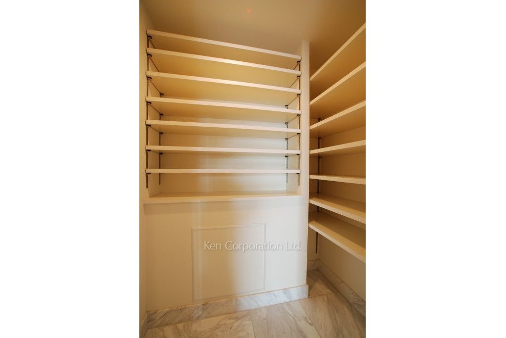 THE TOKYO TOWERS(賃貸専用部分)の写真 シューズインクローゼット