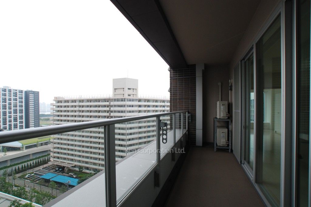 THE TOKYO TOWERS(賃貸専用部分)の写真 バルコニー