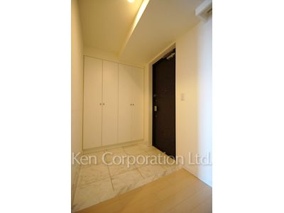 THE TOKYO TOWERS(賃貸専用部分)の写真 玄関 ※14階の同じ間取タイプを撮影。仕様が異なることがあります。