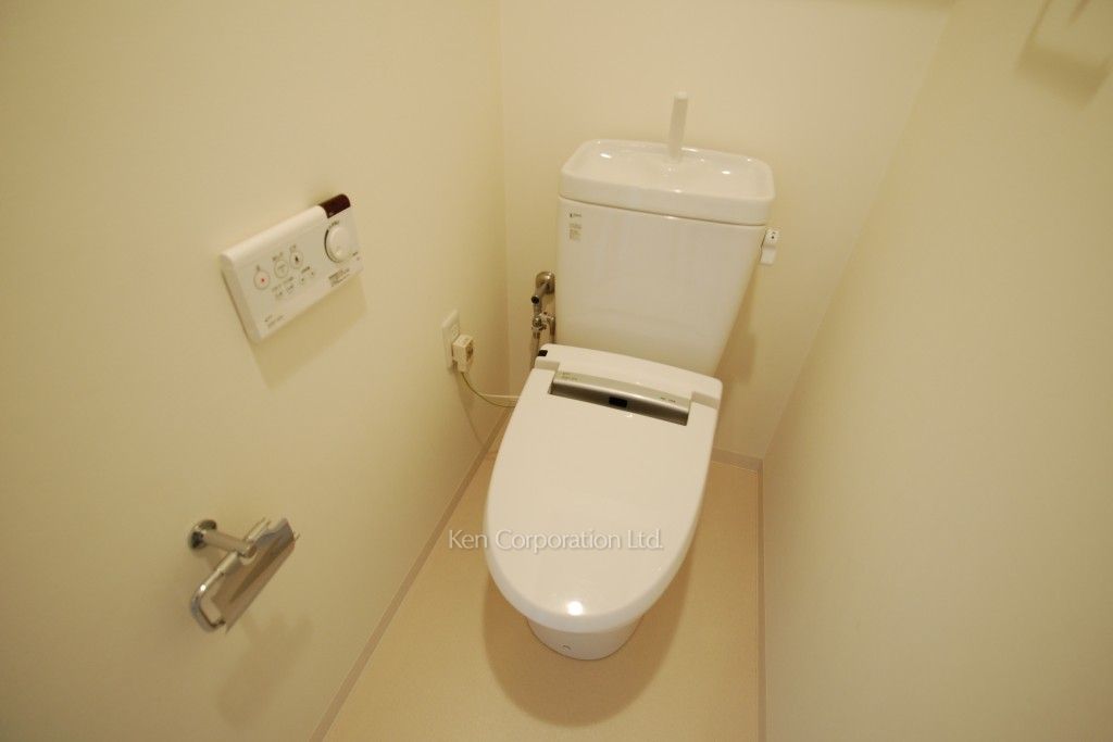 THE TOKYO TOWERS(賃貸専用部分)の写真 トイレ ※14階の同じ間取タイプを撮影。仕様が異なることがあります。