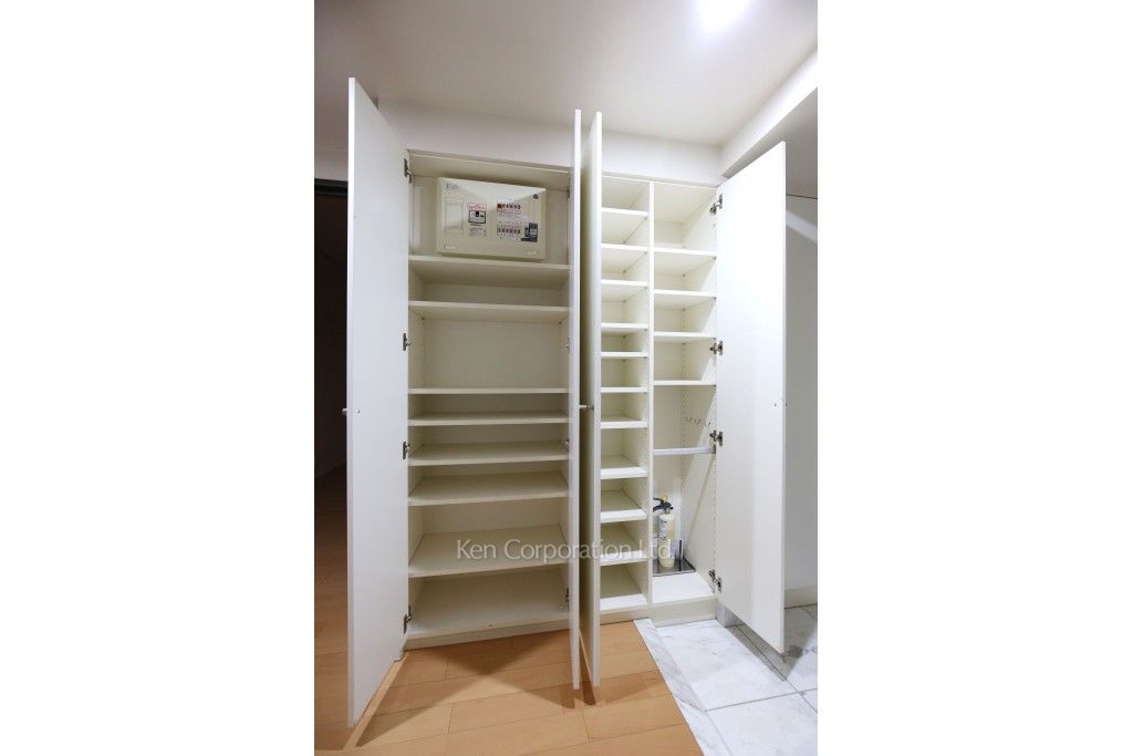 THE TOKYO TOWERS(賃貸専用部分)の写真 シューズクローゼット