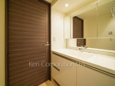 THE TOKYO TOWERS(賃貸専用部分)の写真 パウダールーム ※10階の同じ間取タイプを撮影。仕様が異なることがあります。