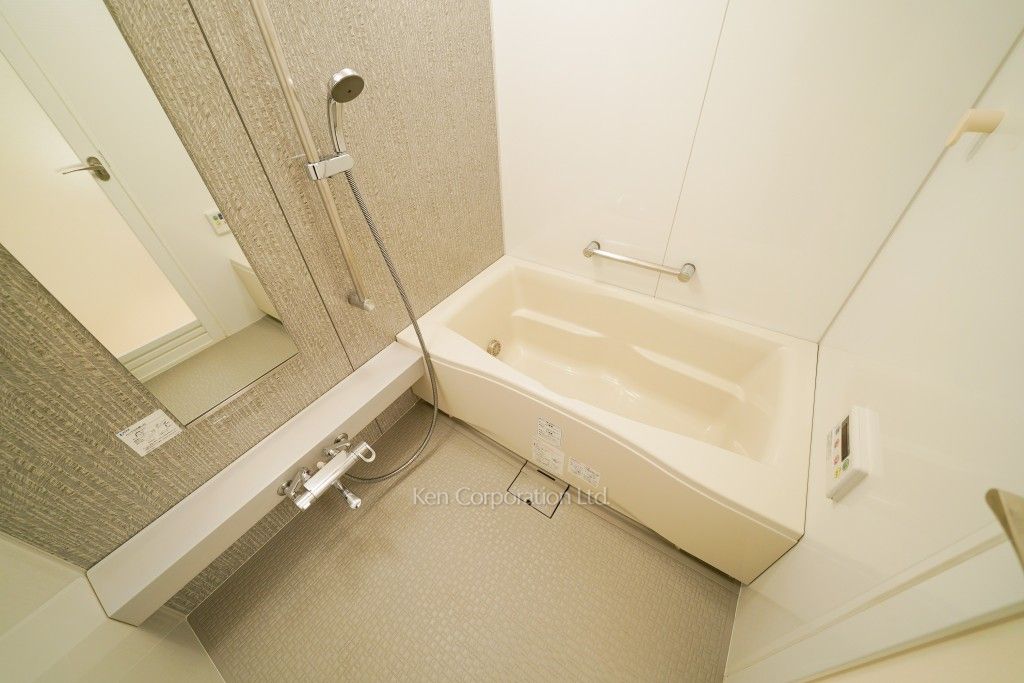 THE TOKYO TOWERS(賃貸専用部分)の写真 バスルーム ※10階の同じ間取タイプを撮影。仕様が異なることがあります。