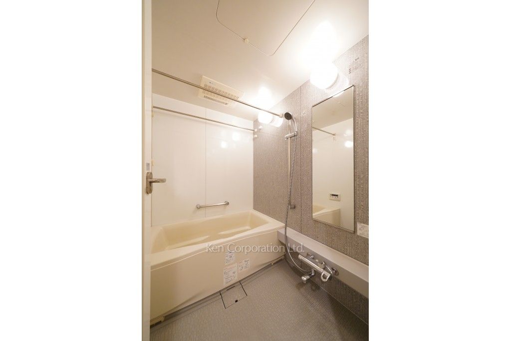 THE TOKYO TOWERS(賃貸専用部分)の写真 バスルーム ※14階の同じ間取タイプを撮影。仕様が異なることがあります。