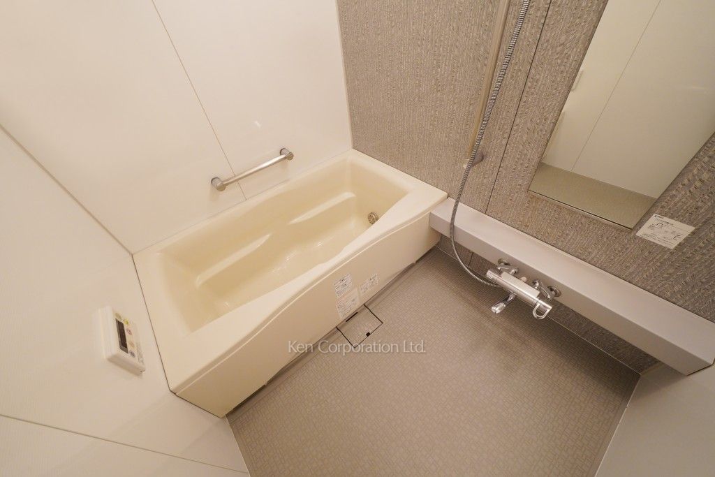 THE TOKYO TOWERS(賃貸専用部分)の写真 バスルーム ※14階の同じ間取タイプを撮影。仕様が異なることがあります。