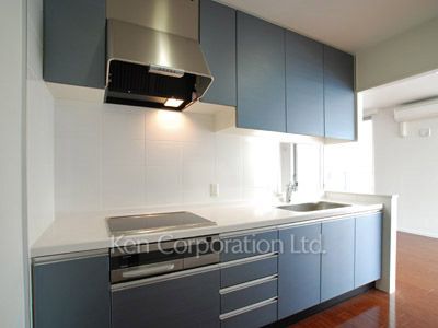 キッチン ※15階の同じ間取タイプを撮影。仕様が異なることがあります。