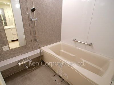 バスルーム ※15階の同じ間取タイプを撮影。仕様が異なることがあります。