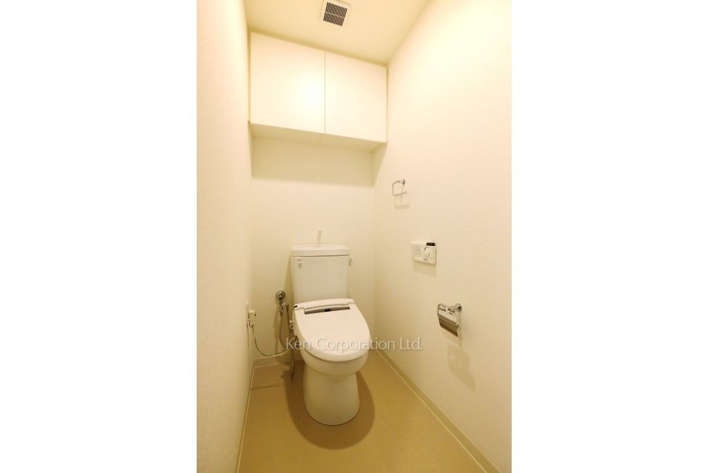 トイレ ※24階の同じ間取タイプを撮影。仕様が異なることがあります。（30階・3LDK+SIC）  ※写真の無断転載禁止