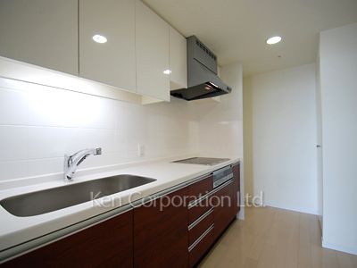 THE TOKYO TOWERS(賃貸専用部分)の写真 キッチン ※20階の同じ間取タイプを撮影。仕様が異なることがあります。