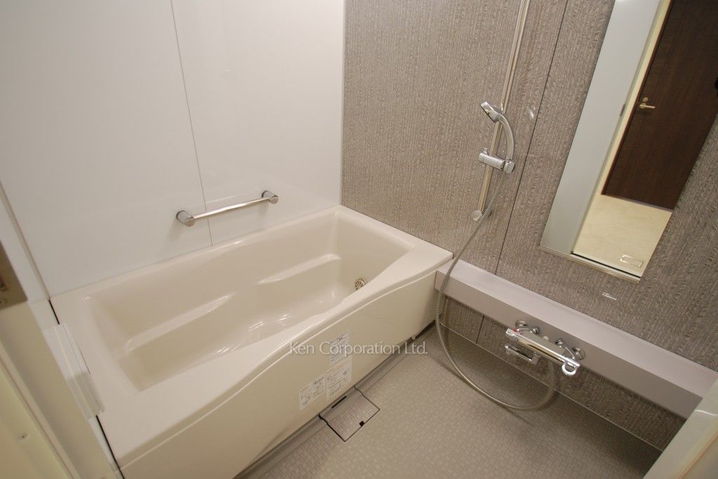 THE TOKYO TOWERS(賃貸専用部分)の写真 バスルーム ※24階の同じ間取タイプを撮影。仕様が異なることがあります。