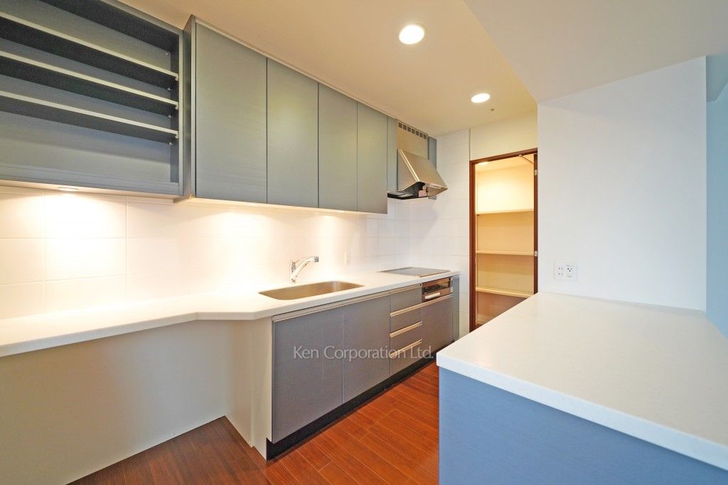 THE TOKYO TOWERS(賃貸専用部分)の写真 キッチン ※21階の同じ間取タイプを撮影。仕様が異なることがあります。