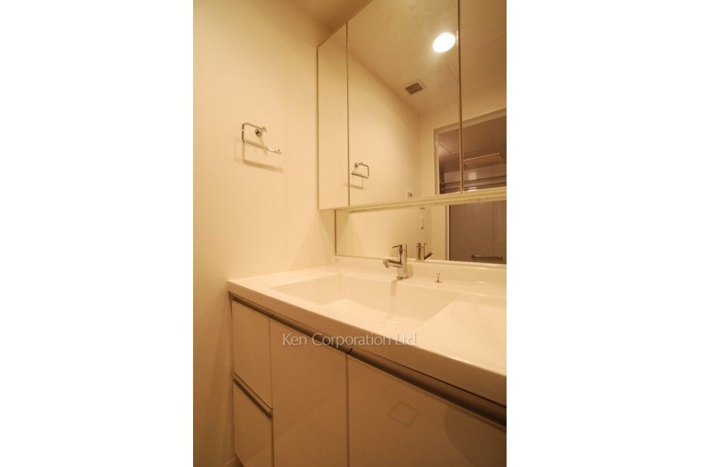 THE TOKYO TOWERS(賃貸専用部分)の写真 パウダールーム ※29階の同じ間取タイプを撮影。仕様が異なることがあります。