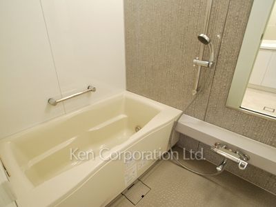 THE TOKYO TOWERS(賃貸専用部分)の写真 バスルーム ※27階の同じ間取タイプを撮影。仕様が異なることがあります。