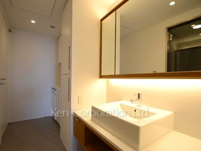 パークアクシス青山一丁目タワーの写真 パウダールーム ※28階の同じ間取タイプを撮影。仕様が異なることがあります。