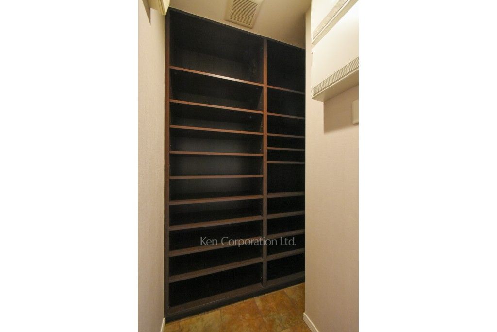 東京ミッドタウン・レジデンシィズの写真 シューズインクローゼット