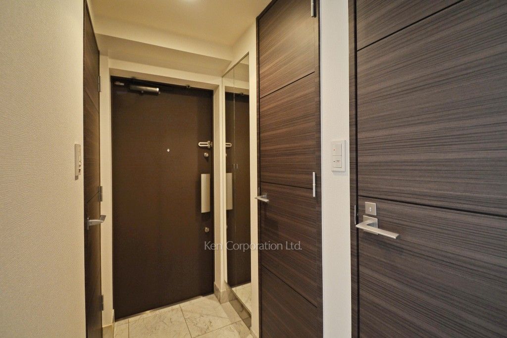 レジディア広尾南の写真 玄関