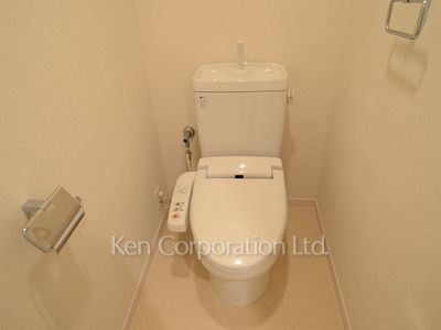 カスタリア高輪の写真 トイレ ※2階の同じ間取タイプを撮影。仕様が異なることがあります。