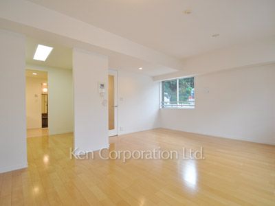 カスタリア高輪の写真 リビングダイニング ※2階の同じ間取タイプを撮影。仕様が異なることがあります。