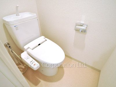 カスタリア高輪の写真 トイレ ※2階の同じ間取タイプを撮影。仕様が異なることがあります。