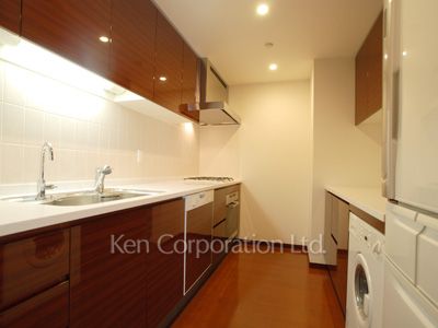 フォレセーヌ霊南坂レジデンスの写真 キッチン