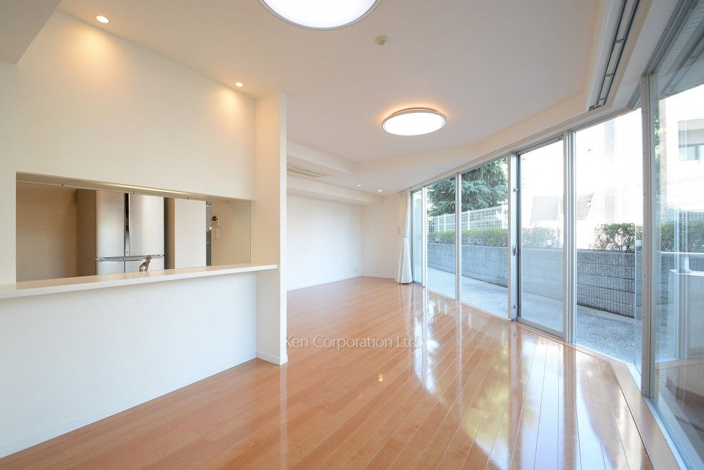 コスモリード南麻布の写真 居室（LDなど）