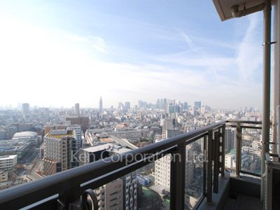 プライムアーバン新宿夏目坂タワーレジデンスの写真 バルコニー