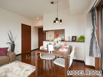 プライムアーバン新宿夏目坂タワーレジデンスの写真 リビングダイニング