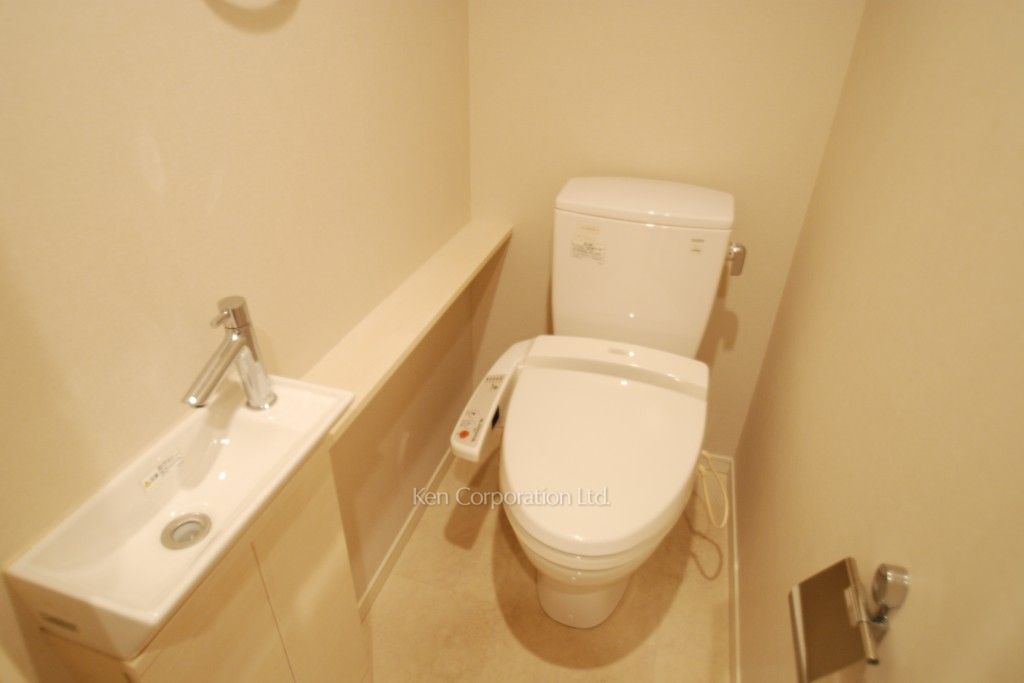 プライムアーバン新宿夏目坂タワーレジデンスの写真 トイレ ※12階の同じ間取タイプを撮影。仕様が異なることがあります。