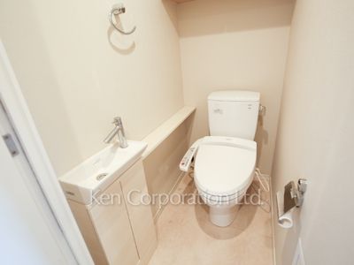 プライムアーバン新宿夏目坂タワーレジデンスの写真 トイレ ※16階の同じ間取タイプを撮影。仕様が異なることがあります。