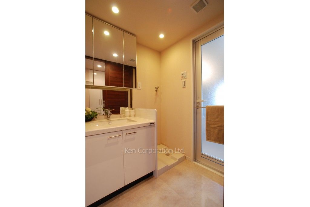 プライムアーバン新宿夏目坂タワーレジデンスの写真 パウダールーム ※19階の同じ間取タイプを撮影。仕様が異なることがあります。