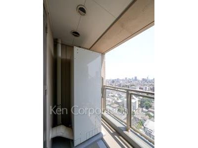 プライムアーバン新宿夏目坂タワーレジデンスの写真 バルコニー